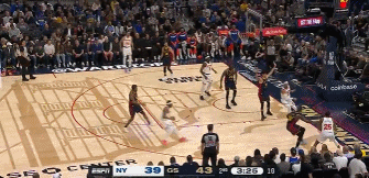 来个离谱的！阿丘瓦中距离几乎空位机会投出三不沾