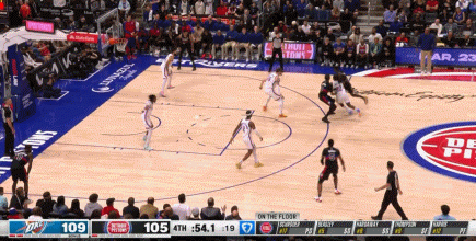 一夫当关！哈滕补防高高跃起 大帽拒绝奥萨尔上篮