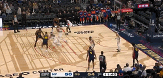 你欺负小学生！麦克布莱德追防高高跃起 大帽库里三分